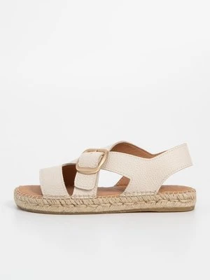 Sandały na platformie Kanna