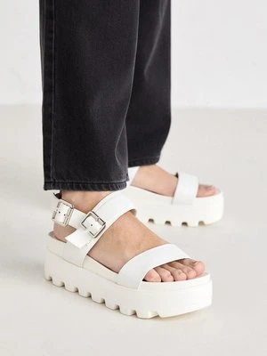 Sandały na platformie Koi Footwear