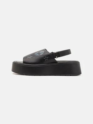 Sandały na platformie Koi Footwear
