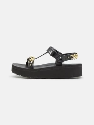 Zdjęcie produktu Sandały na platformie Love Moschino