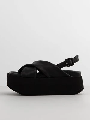 Sandały na platformie Paloma Barceló