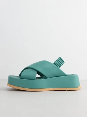 Sandały na platformie Pollini