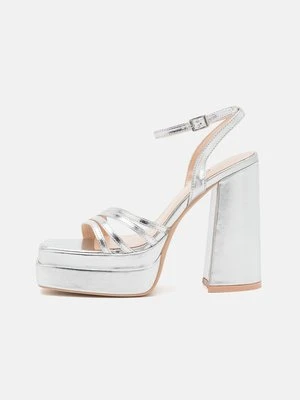 Sandały na platformie Raid