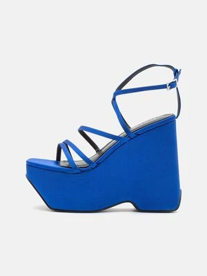 Sandały na platformie Raid