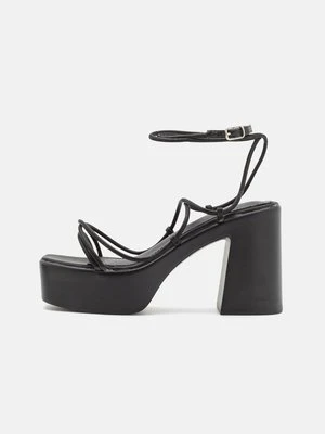 Sandały na platformie Rubi Shoes by Cotton On