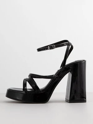 Sandały na platformie Steve Madden