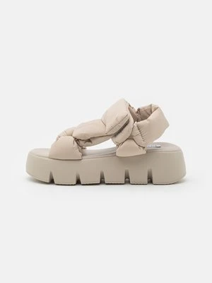 Sandały na platformie Steve Madden