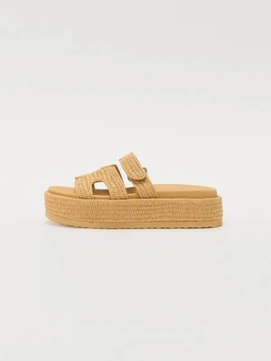 Sandały na platformie Steve Madden