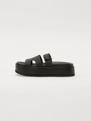 Sandały na platformie Steve Madden czarny