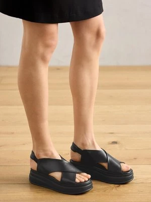 Sandały na platformie tamaris