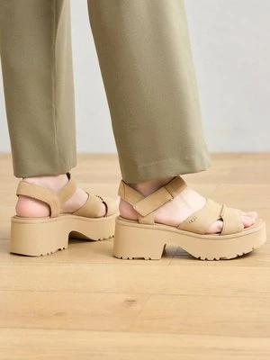 Sandały na platformie Ugg