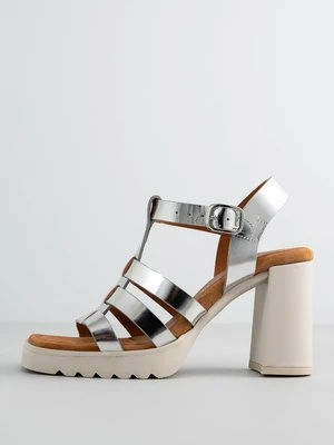 Sandały na platformie Unisa