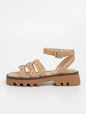 Sandały na platformie Vanessa Wu