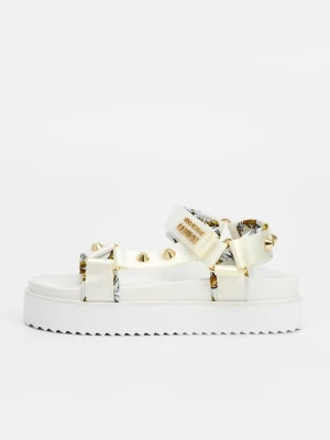 Sandały na platformie Versace Jeans Couture mleczny