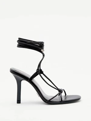 Sandały New Square z paskami na krzyż i obcasem nappa PATRIZIA PEPE