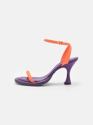 Sandały PATRIZIA PEPE