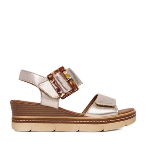 Sandały Remonte CEO-D2L53-90 Złoty