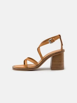 Sandały See by Chloé