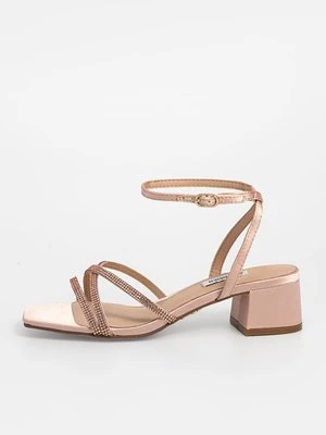 Sandały Steve Madden jasnoróżowy
