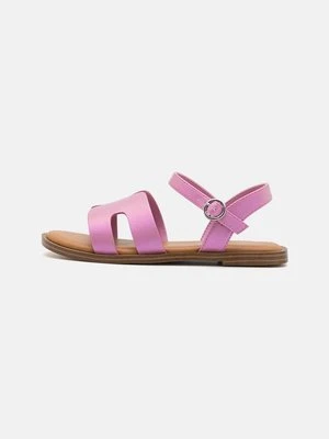 Sandały Steve Madden różowy