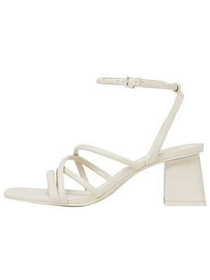 Sandały Stradivarius