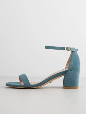 Sandały Stuart Weitzman jasnoniebieski