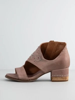 Sandały z cholewką a.s.98