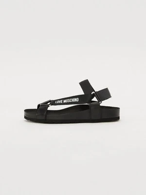 Zdjęcie produktu Sandały z cholewką Love Moschino