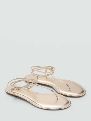 Sandały z metalicznych pasków złoty - Kobieta - - MANGO