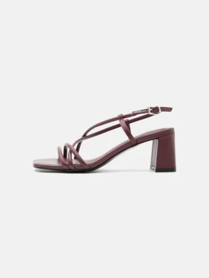 Sandały Zign By Zalando bordowy