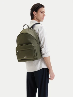 Saszetka Calvin Klein Sleek Round Backpack LV04D3143G Zielony
