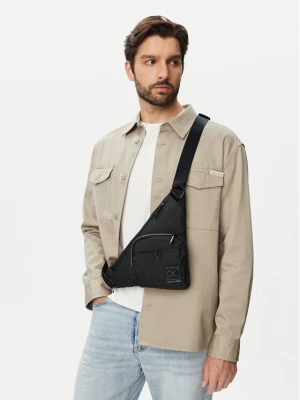 Saszetka Calvin Klein Utility Emblem Aop Crossbody LV04D3386G Czarny