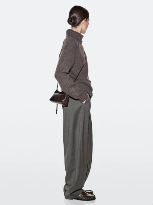Saszetka Na Ramię Ze Skóry Nappa - Popielaty Brąz - - Massimo Dutti - Kobieta