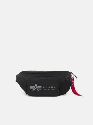 Saszetka nerka alpha industries