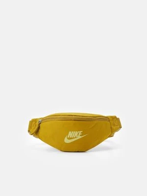 Saszetka nerka Nike Sportswear
