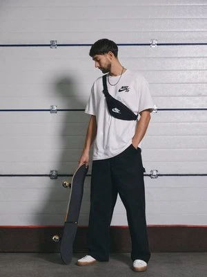 Saszetka nerka Nike Sportswear