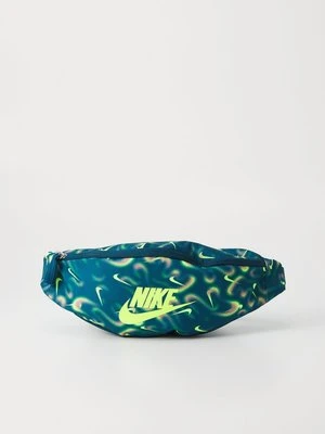 Saszetka nerka Nike Sportswear