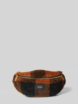 Saszetka nerka z naszywką z logo model ‘Brownie’ WOUF