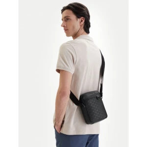 Saszetka Tommy Hilfiger Th Modern Mini Reporter AM0AM14019 Czarny