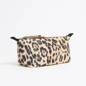 Zdjęcie produktu Saszetka trapez średniej wielkości nylon Leopard naturalna BIMBA Y LOLA