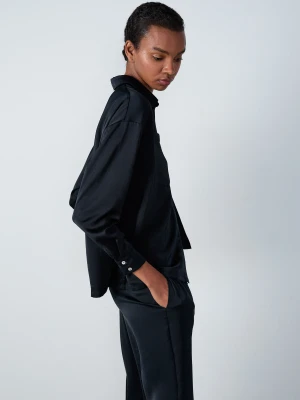 Satynowa koszula nocna z długim rękawem Etam