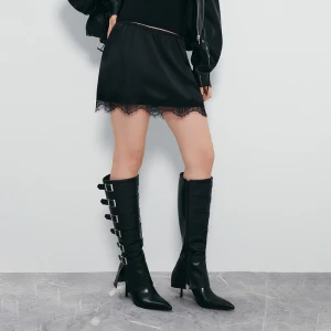 Satynowa spódnica mini z koronką czarna House