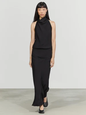 Satynowa Sukienka Średniej Długości Z Dekoltem Halter I Pasem - Czarny - 36 (S) - Massimo Dutti - Female