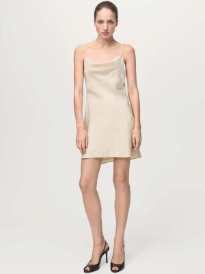 Satynowa sukienka z głębokim dekoltem kość słoniowa - Kobieta - - MANGO