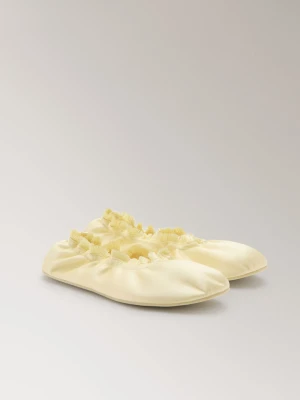 Satynowe balerinki z gumą pastelowy żółty - Kobieta - - MANGO