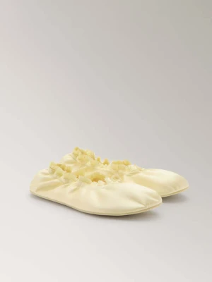 Satynowe balerinki z gumą pastelowy żółty - Kobieta - - MANGO
