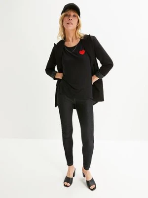 Shirt z dłuższym tyłem, z lejącego materiału z wiskozą bonprix