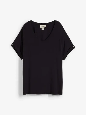 Shirt z lejącego materiału z wiskozą BonPrix czarny