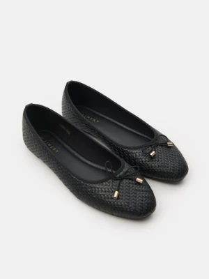 Sinsay - Baleriny z imitacją skóy - czarny