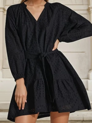 Sinsay - Bawełniana ażurowa sukienka mini z falbaną - czarny